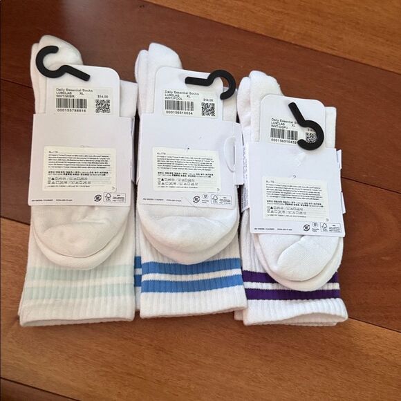 NWT lululemon 3 pairs of Daily Essentials Socks size XL - Picture 2 of 5
